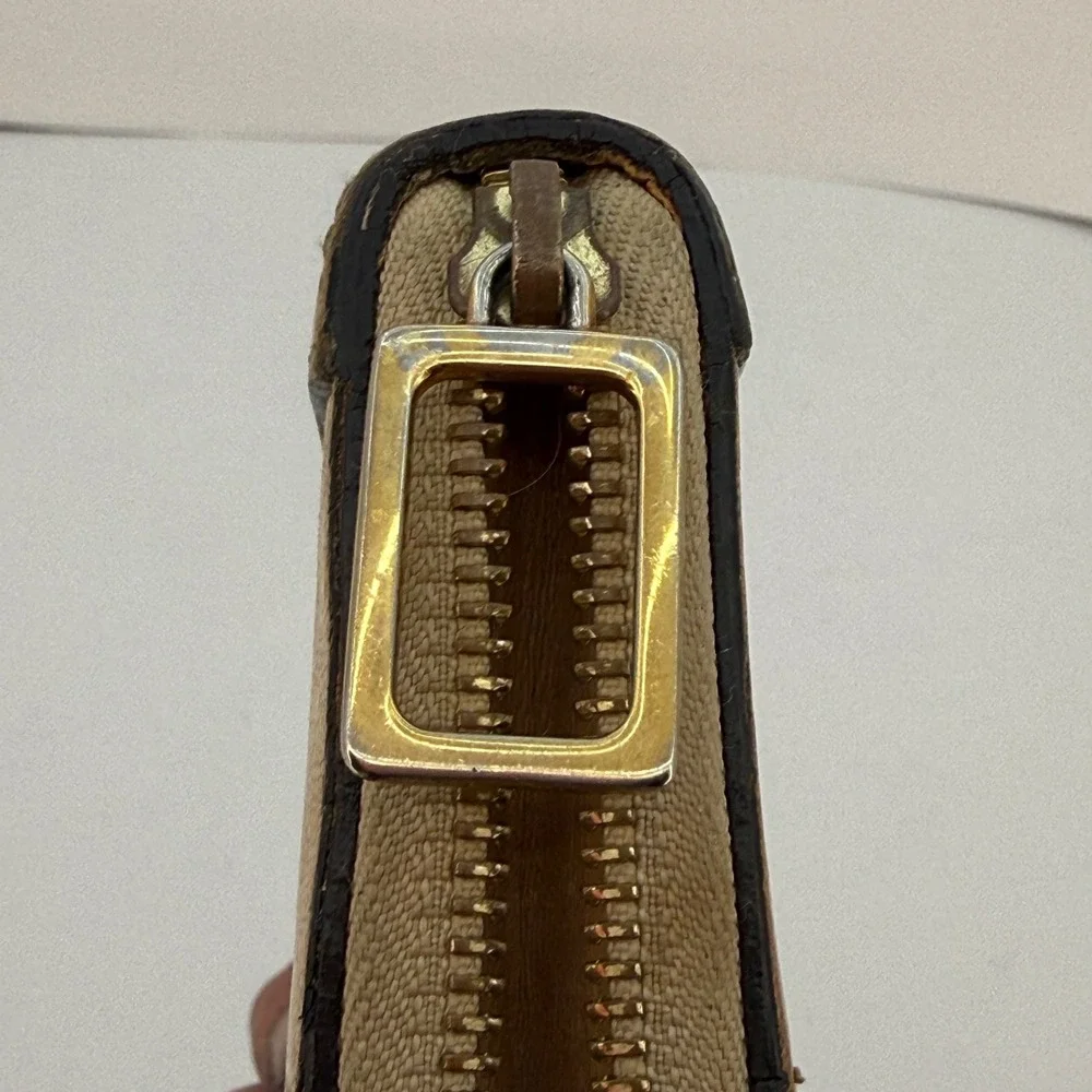 Chloe Tan Leather Zip‎ Around Long Wallet Gold Hardware Vintage Patina Italy